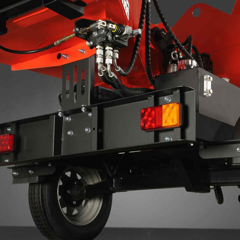 MechMaxx 7" Hydraulic Feed Wood Chipper with ZONSEN Engine