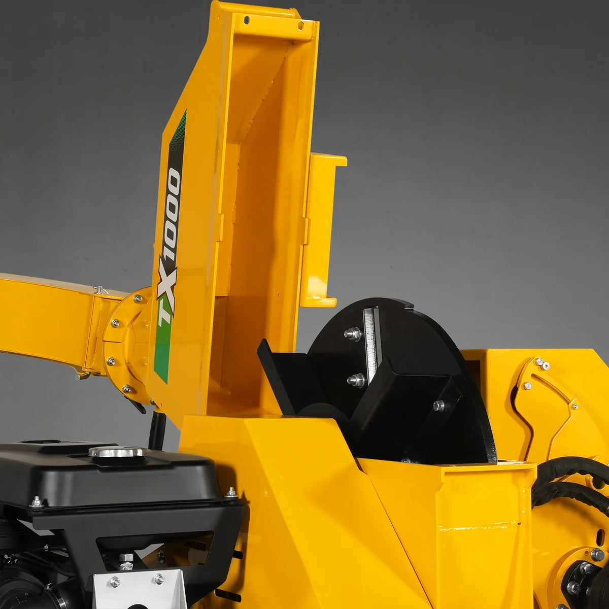 MechMaxx TX1000 - 35HP 1000cc Gas Powered 8-Inch Commercial Wood Chipper