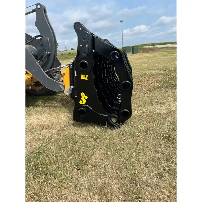 Stinger Attachments CG-XD-WL Wheel Loader Extreme-Duty Clam Grapple