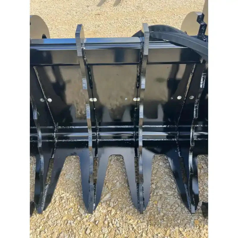 Stinger Attachments CG-SXD Severe-Duty Wheel Loader Clam Grapple