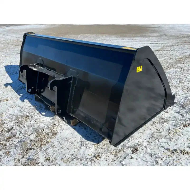 Stinger Attachments MBHV-UT Tractor High Volume Material Bucket