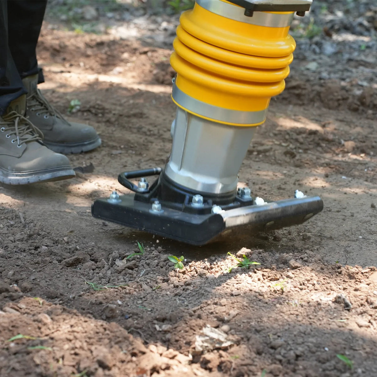 MechMaxx TR75H Honda GXR120 Tamping Rammer with Wheel Kit