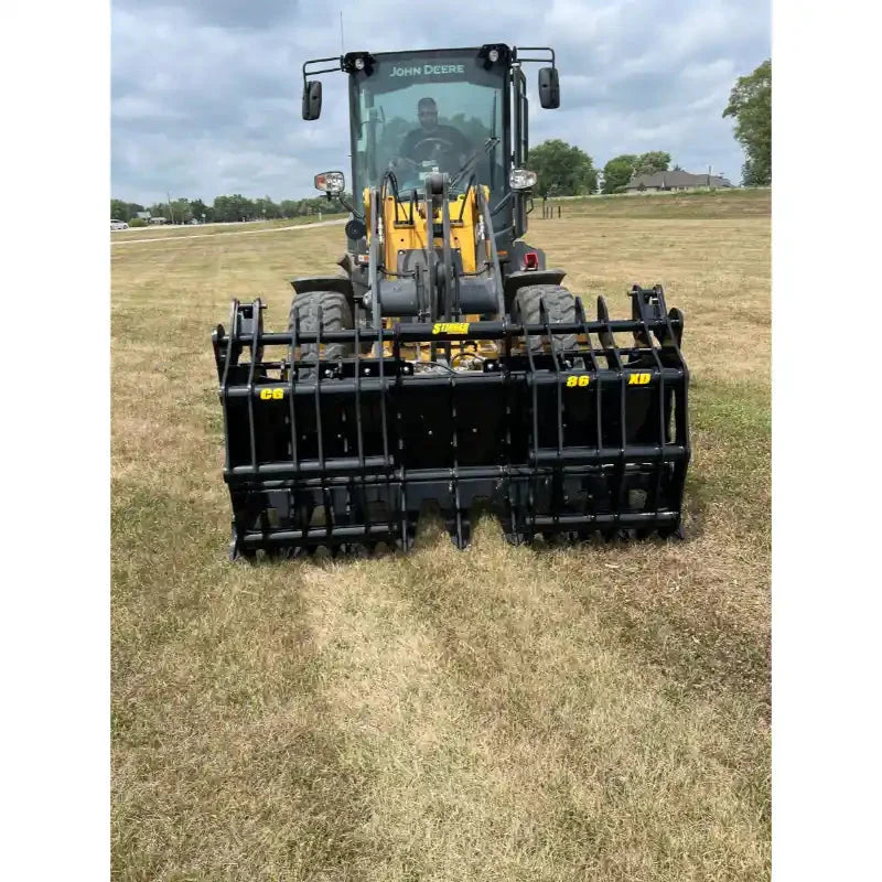 Stinger Attachments CG-XD-WL Wheel Loader Extreme-Duty Clam Grapple