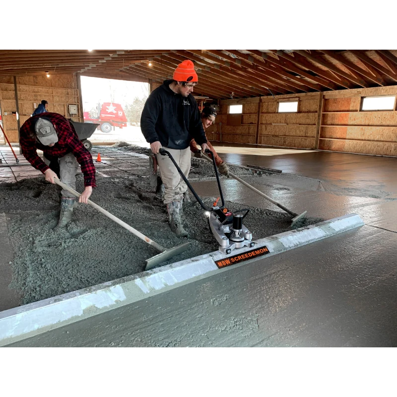 MBW 500M ScreeDemon 18V Battery-Powered Vibratory Wet Screed