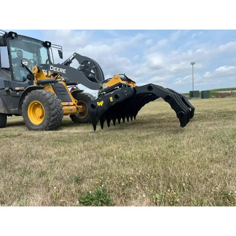 Stinger Attachments CG-XD-WL Wheel Loader Extreme-Duty Clam Grapple