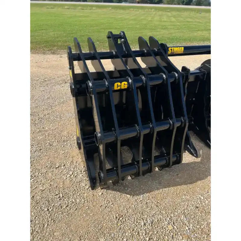 Stinger Attachments CG-SXD Severe-Duty Wheel Loader Clam Grapple