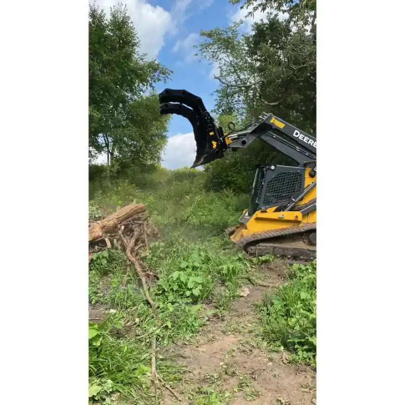 Stinger Attachments CG-XD Skid Steer Extreme-Duty Clam Grapple