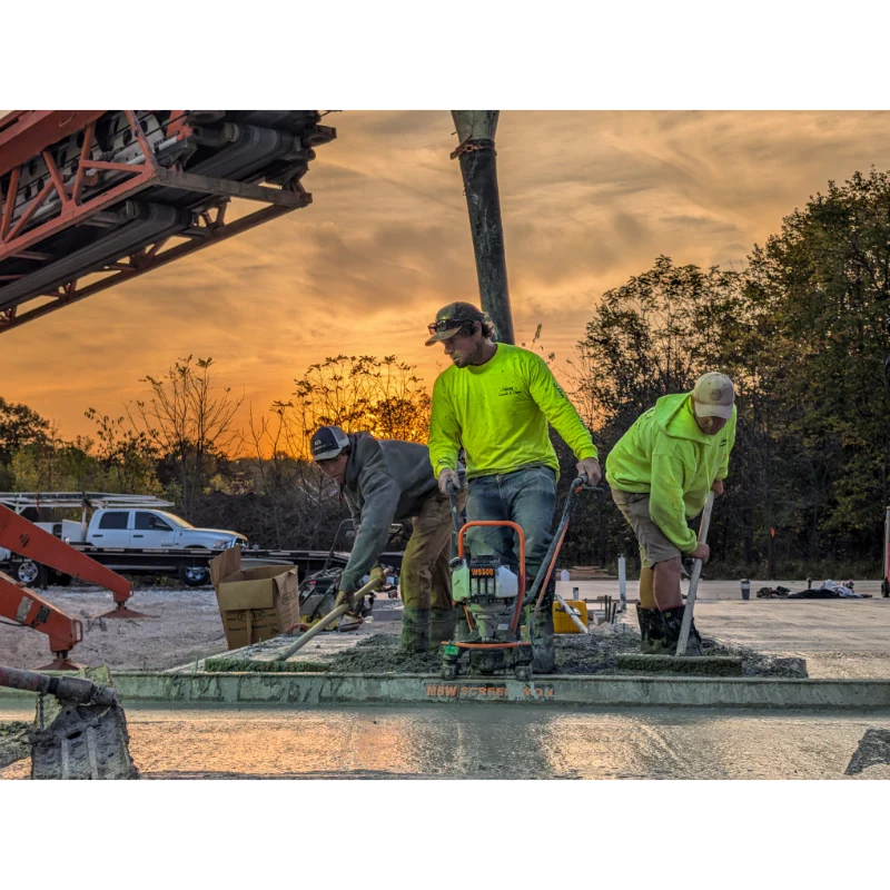 MBW 501H ScreeDemon Gas-Powered Vibratory Wet Screed