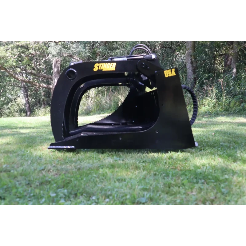 Stinger Attachments ROG Skid Steer Open-Sides Rock Grapple