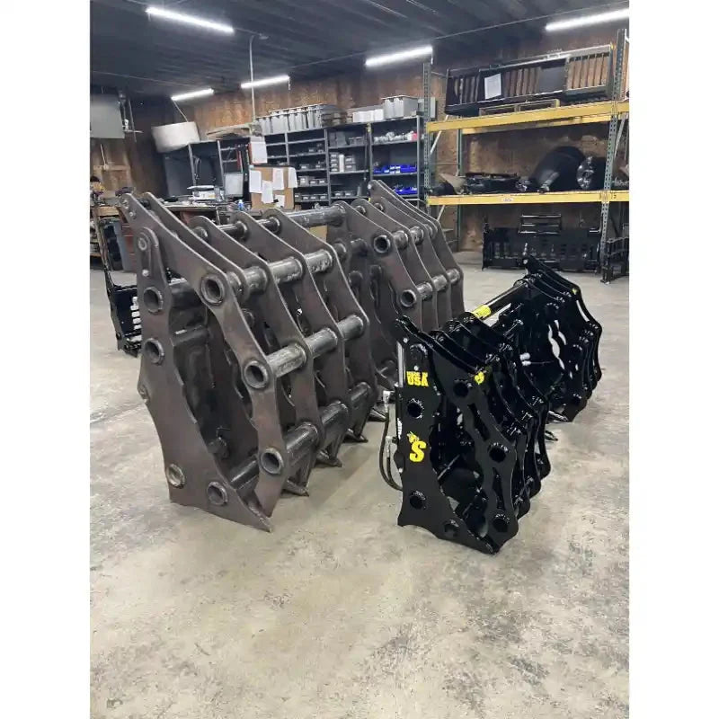 Stinger Attachments CG-XD Skid Steer Extreme-Duty Clam Grapple