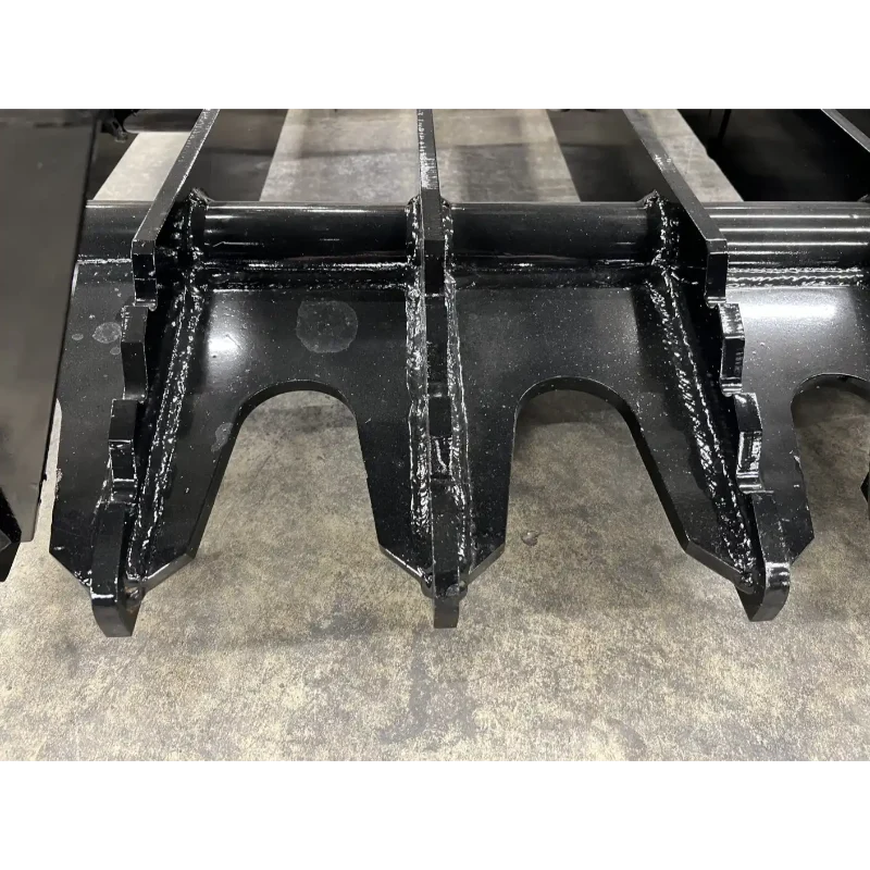 Stinger Attachments RTG-XD-T Tractor Heavy-Duty Grapple Bucket