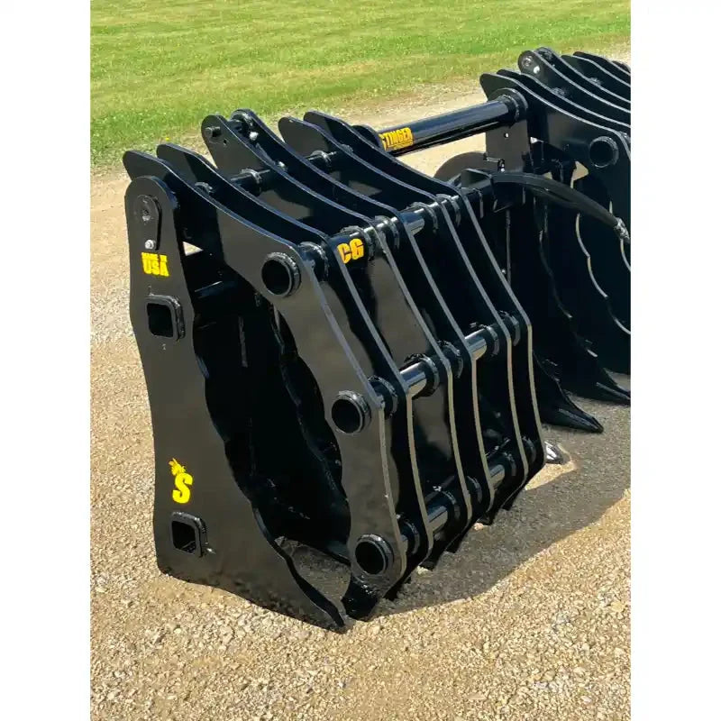 Stinger Attachments CG-SXD Severe-Duty Wheel Loader Clam Grapple