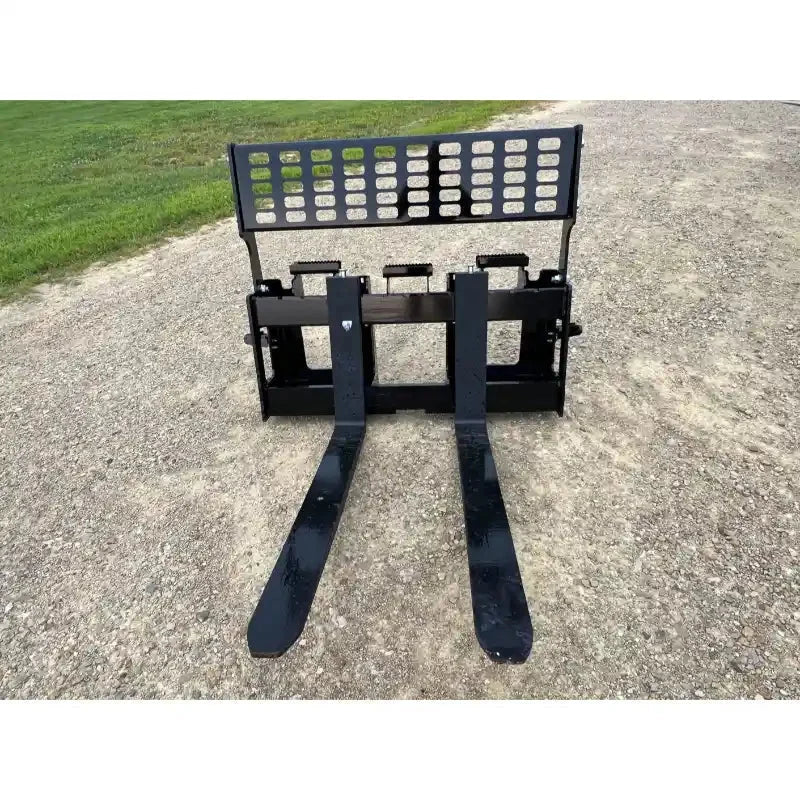 Stinger Attachments PF3 Skid Steer Pallet Forks
