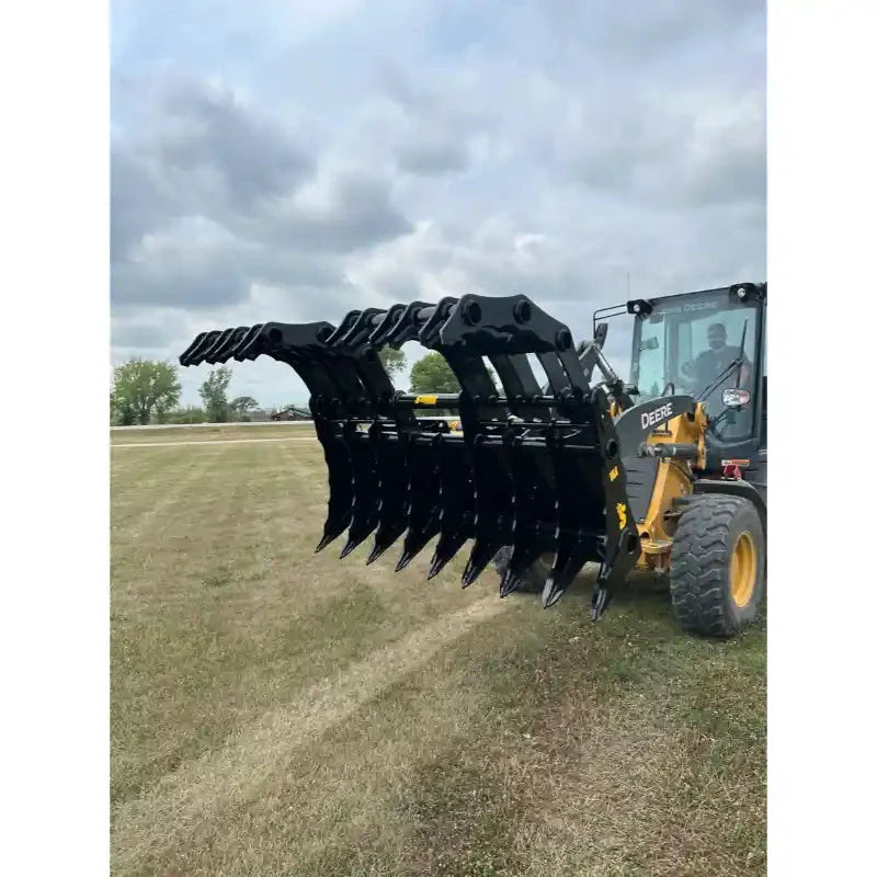 Stinger Attachments CG-XD-WL Wheel Loader Extreme-Duty Clam Grapple